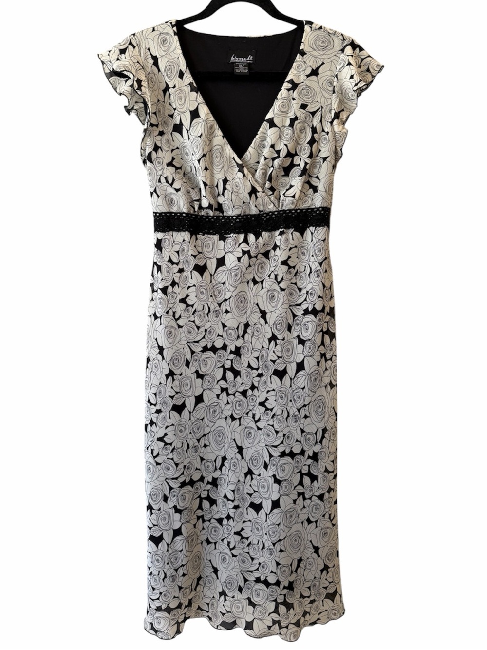 biyaycda Black & Gray Floral Dress Size 6 Flutter Sleeve Midi Dark Fairy Grunge